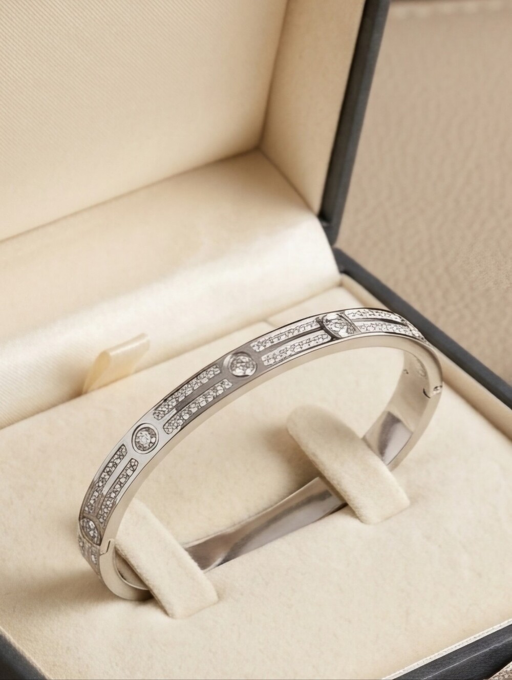 NEW Stainless Steel Bracelet Bangle